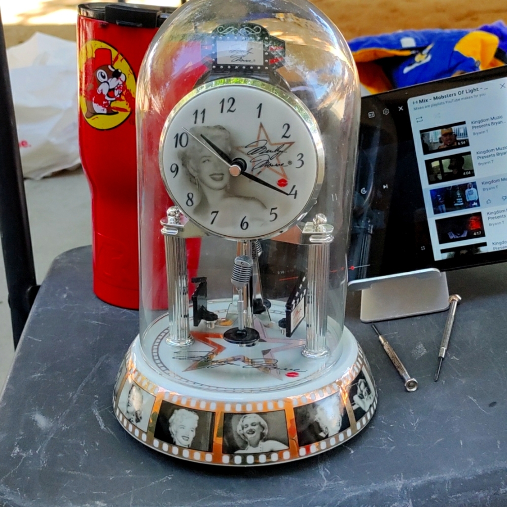 Collectible Marilyn Monroe clock